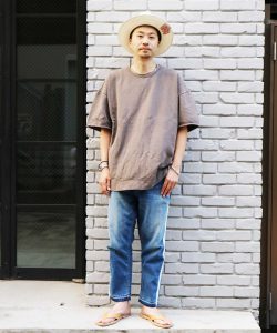 Johnbull Private labo office staff
