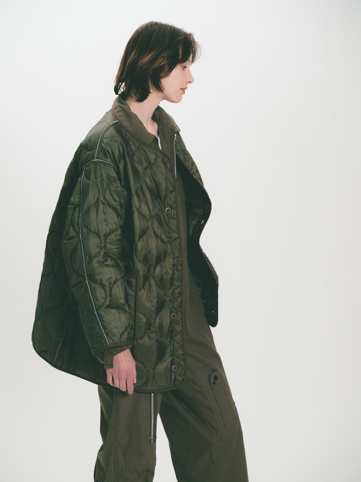 【2023 AUTUMN & WINTER】TOP KHAKI アイテム