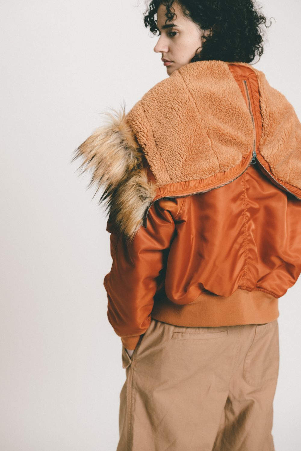 【2024 AUTUMN & WINTER】TOP KHAKI アイテム
